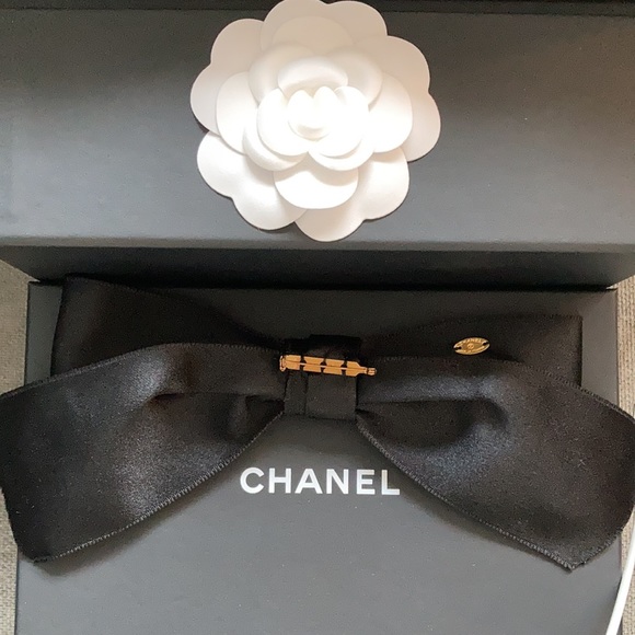 CHANEL Vintage Brooch/Pin Made in France - Picture 8 of 16